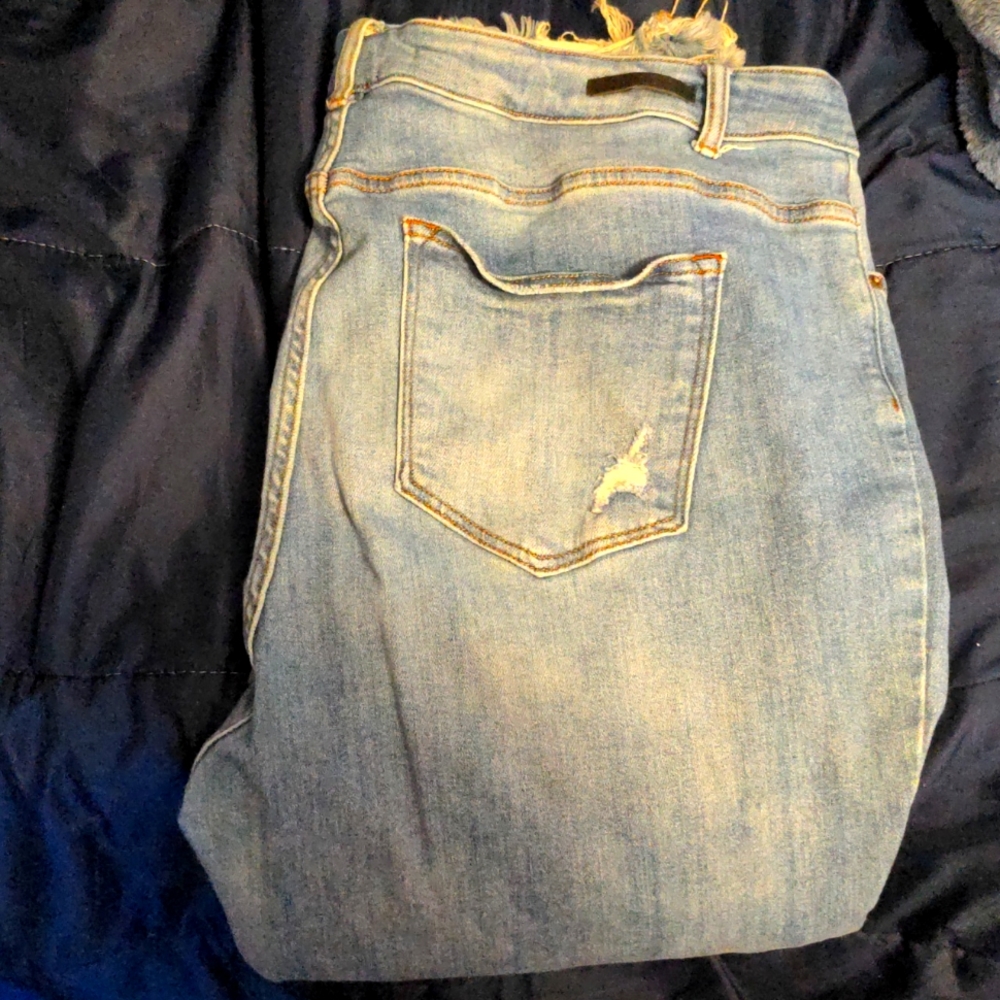 Risen Jeans
